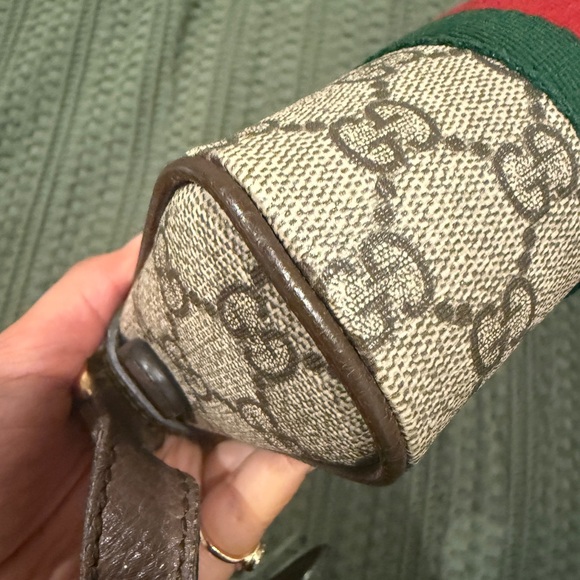 Gucci! Preloved GG supreme ophidia mini messenger!!comes with a box - Picture 13 of 16